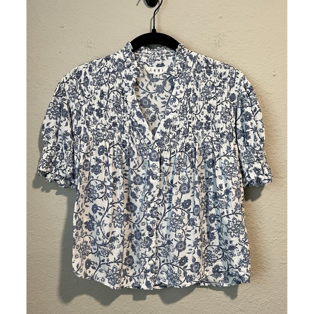 THML Women's Top Blouse XS Floral Blue White Cropped Cottagecore Smocked Button
